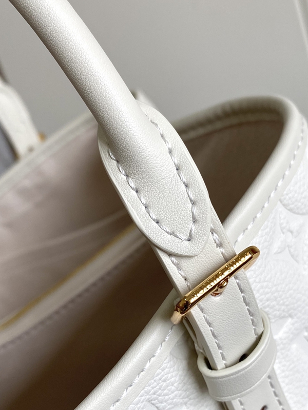 ルイヴィトンバッグ細部ディテール